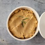 Dare la forma ai burger di ceci