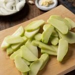 chayote-stufati-step-1.jpeg