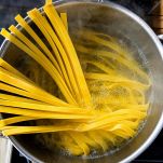 fettuccine-alfredo-step-1.jpeg