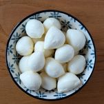 insalata-di-pasta-alla-caprese-2