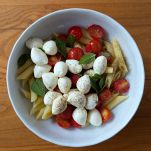 insalata-di-pasta-alla-caprese-5