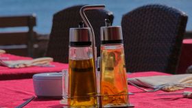 Oliera a tavola al ristorante