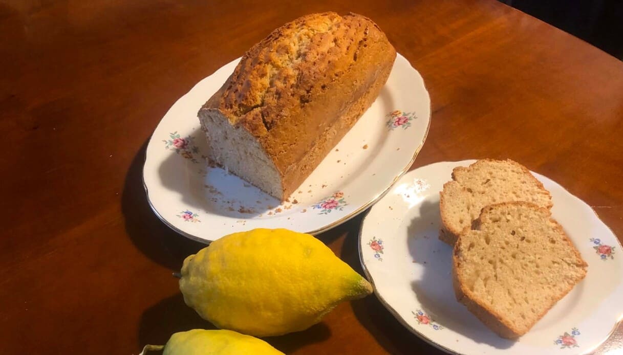 Plumcake olio e limone