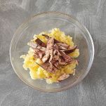 Ciotola con patate e sgombro