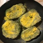Burger di spinaci crudi