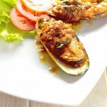 Cozze alla pizzaiola con insalata e pomodori