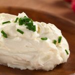 Crema di formaggio con erba cipollina