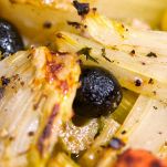Finocchi gratinati bollenti con pomodorini e olive