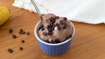 Coppetta con gelato proteico