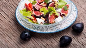 Insalata mista con fichi