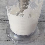 Olio e latte frullati