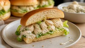 Panini all’insalata di pollo