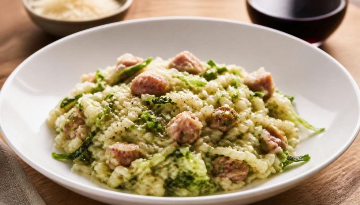 Risotto con verza e salsiccia