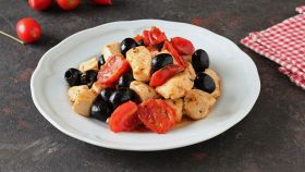 Bocconcini di pollo alla mediterranea