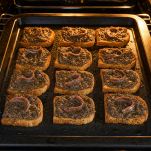 crostini-di-crema-di-tartufo-nero-ed-acciughe-step-6.jpeg