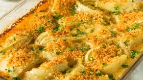 Pirofila con finocchi e carote gratinati