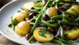 Insalata di fagiolini, patate novelle e olive taggiasche