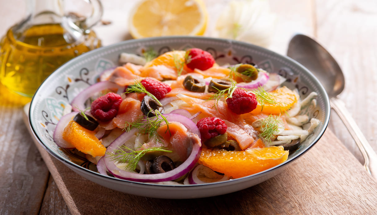 Insalata finocchi arance e salmone