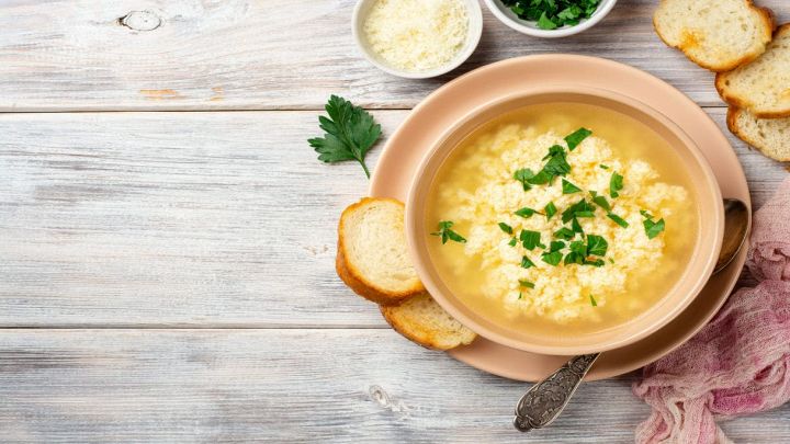 Minestra del paradiso con crostini di pane