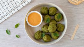 I broccoli diventano polpette dorate... senza bisogno di friggere