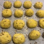 Polpette di pane e piselli da cuocere