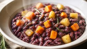 Risotto all'Amarone con zucca e renette