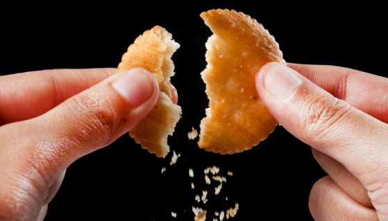 Un ritz spezzato in aria per sondarne la texture