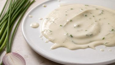Salsa allo scalogno e erba cipollina