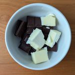 fondere cioccolato e burro