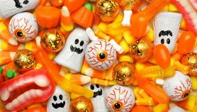 Halloween fa volare il mercato delle caramelle: quanto spendono gli italiani e cosa preferiscono?