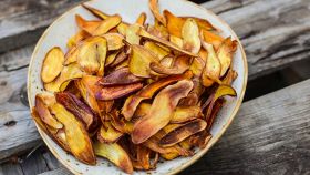 Quello che scarti potrebbe diventare uno snack irresistibile