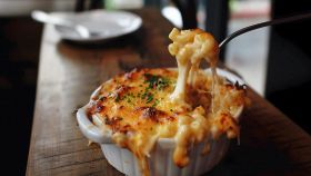 Ciotola con mac and cheese