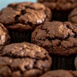 Muffin al cioccolato sfornati