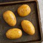 patate-ripiene-al-forno-con-pancetta-e-formaggio-step-1.jpeg