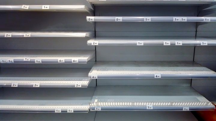 Sud, scaffali vuoti al supermercato: cosa sta succedendo davvero