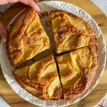 fette di torta antispreco con mele mature