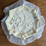 torta salata ai funghi pronta da cuocere
