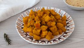 piatto con zucca in padella con pangrattato