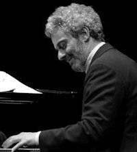 Nicola Piovani - La Musica e' pericolosa