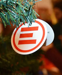 Natale per Emergency 2025: ad Aosta tante idee regalo da tutto il mondo