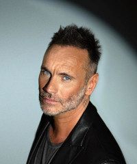 Nek torna in concerto a Acri con Nek Hits - Via della Sila, Acri (CS) - Live 2025 Dopo un inizio anno straordinario, con il successo e il riscontro televisivo come conduttore della quarta edizione di “Dalla Strada al Palco...