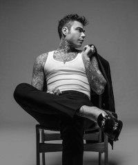 Fedez torna in concerto con due date evento ad Assago - Via Giuseppe di Vittorio 6, Assago (MI) - Fedez: il ritorno a casa Dopo aver conquistato pubblico e critica al Festival di Sanremo 2025 con "Battito" e un'interpretazione intensa di "Bella str...