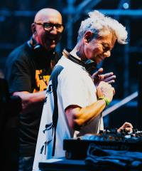 Gaznevada in concerto live all'Estragon Club