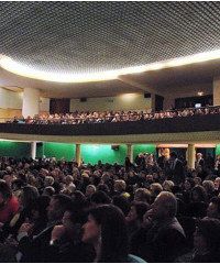 Una nuova rassegna al Teatro Odeon di Paola - Via Sottomercato, Paola (CS) - Tirreno Festival La nuova stagione teatrale del Teatro Odeon di Paola (CS), parte del prestigioso Tirreno Festival, propone un ricco calendario di spe...