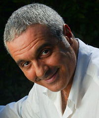 Giorgio Panariello sul palco a Cremona con lo spettacolo