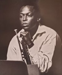 Miles Davis 100 – Listen to this!