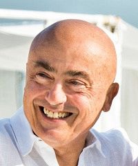 Paolo Cevoli in scena con "Figli di Troia" - Corso Giacomo Puccini 65, Venaria Reale (TO) - Nuova stagione teatrale al Teatro della Concordia Paolo Cevoli in questo suo nuovo monologo racconta in chiave ironica e contemporanea il mitico viagg...