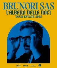 Brunori sas in concerto - Contrada Tredoliche, Diamante (CS) - Tour Estate 2025 Brunori è pronto a riportarci nel suo mondo fatto di parole potenti con il suo nuovo tour.