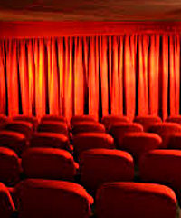 Gianluca Ferrato In Scena Con L Esilarante Tutto Sua Madre Stagione 2021 2022 Al Teatro Quirino A Roma E Dintorni