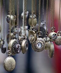 Mostra mercato dell'Antiquariato di Rieti - Piazza Cesare Battisti, Rieti (RI) - Manufatti antichi e curiosi per tutte le tasche Ogni terzo week-end del mese, la piazza del Comune e le vie circostanti, cuore storico e culturale di...